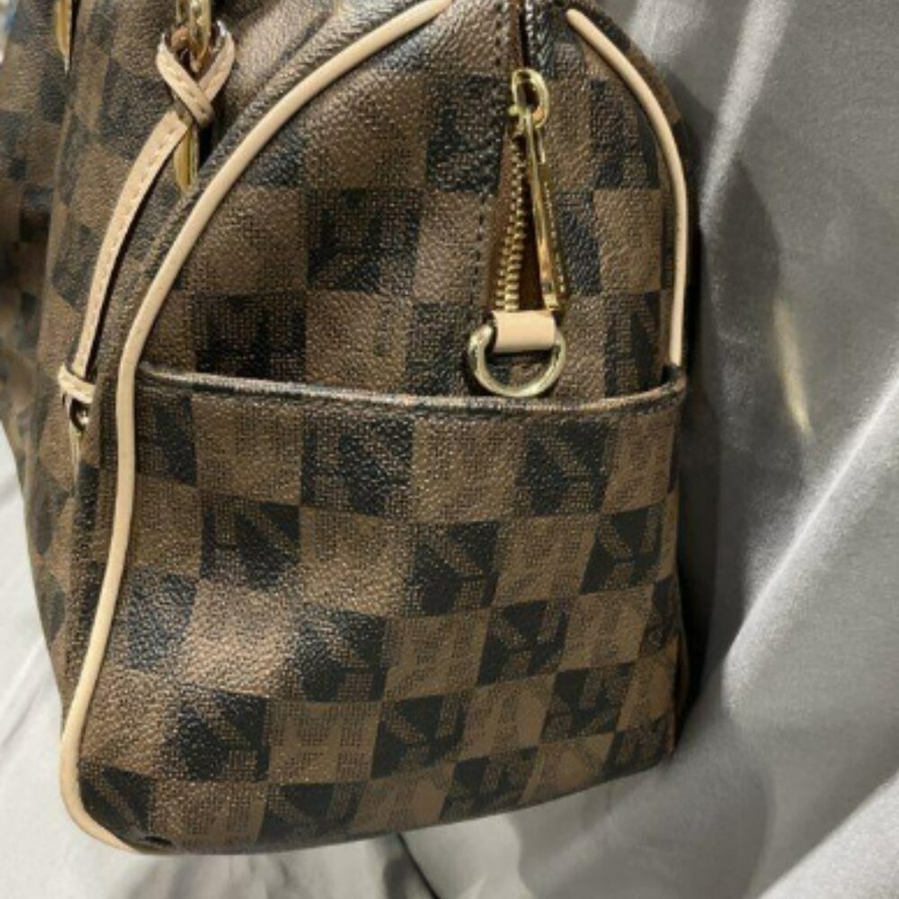 Used MICHAEL KORS Checkerboard GREYSON SATCHEL BAG - Picture 6 of 12